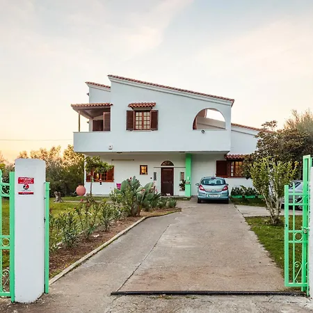 Unique Nearby Kalamata Villa *